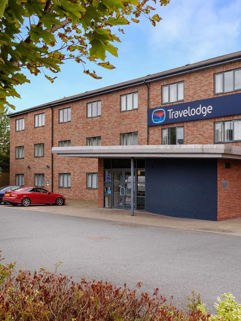 غارفورث Travelodge Leeds Colton المظهر الخارجي الصورة